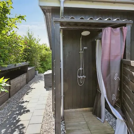 Helmina - 125m From The Sea By Interhome *